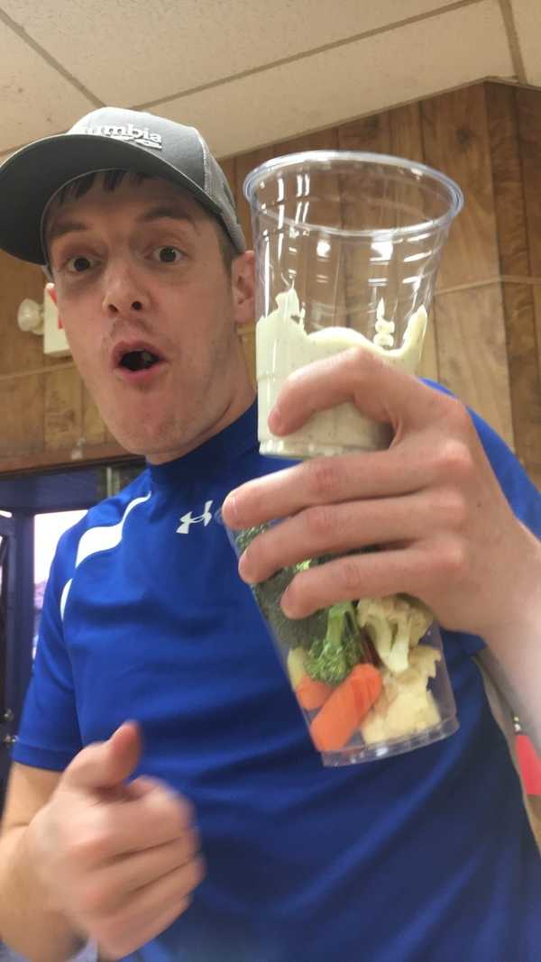 15 Reasons Dating A Foodie Is The Best, Even Though You Know You'll Always Come In Second Place