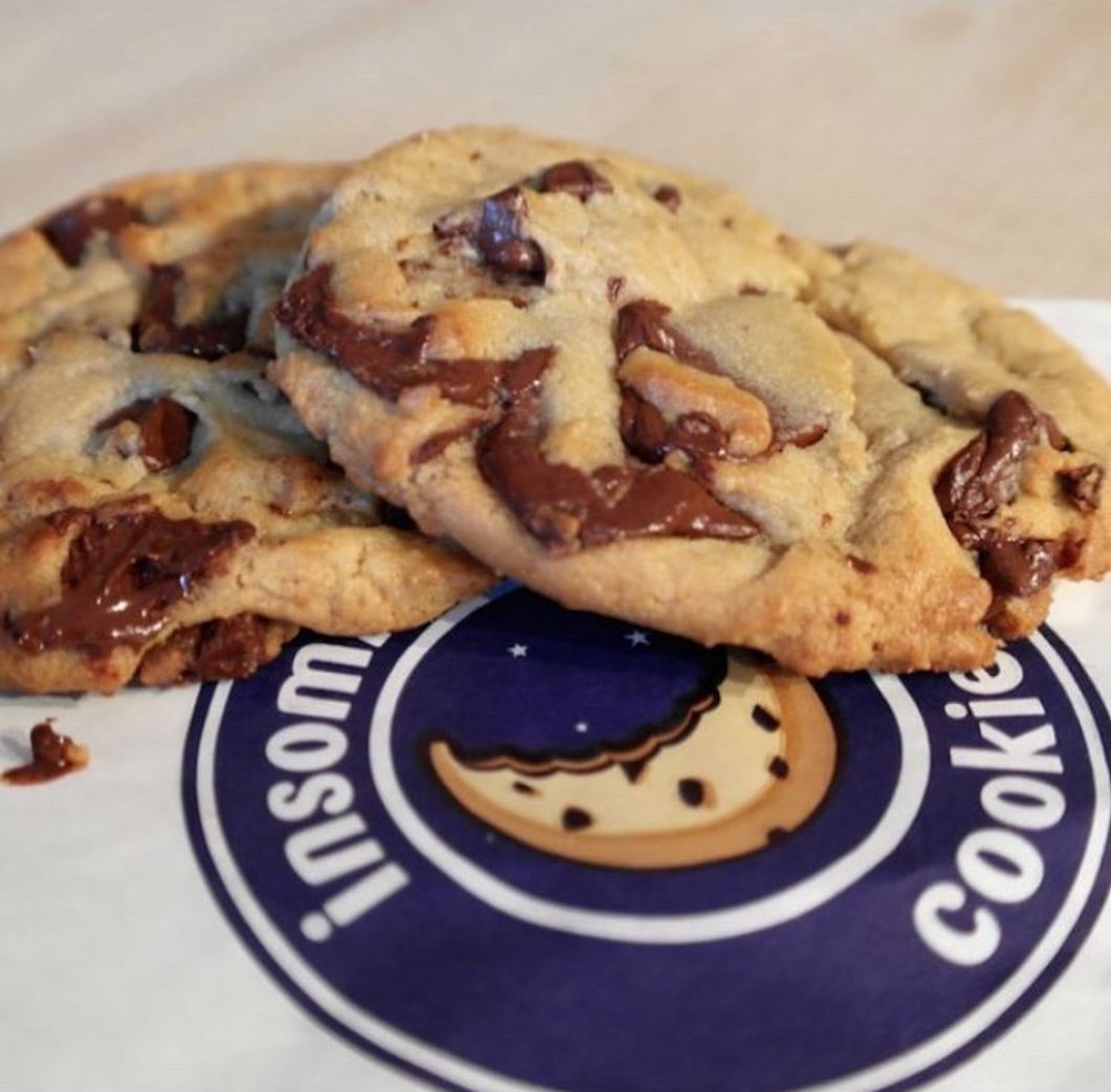 9 Thoughts You Have Before Ordering Insomnia Cookies