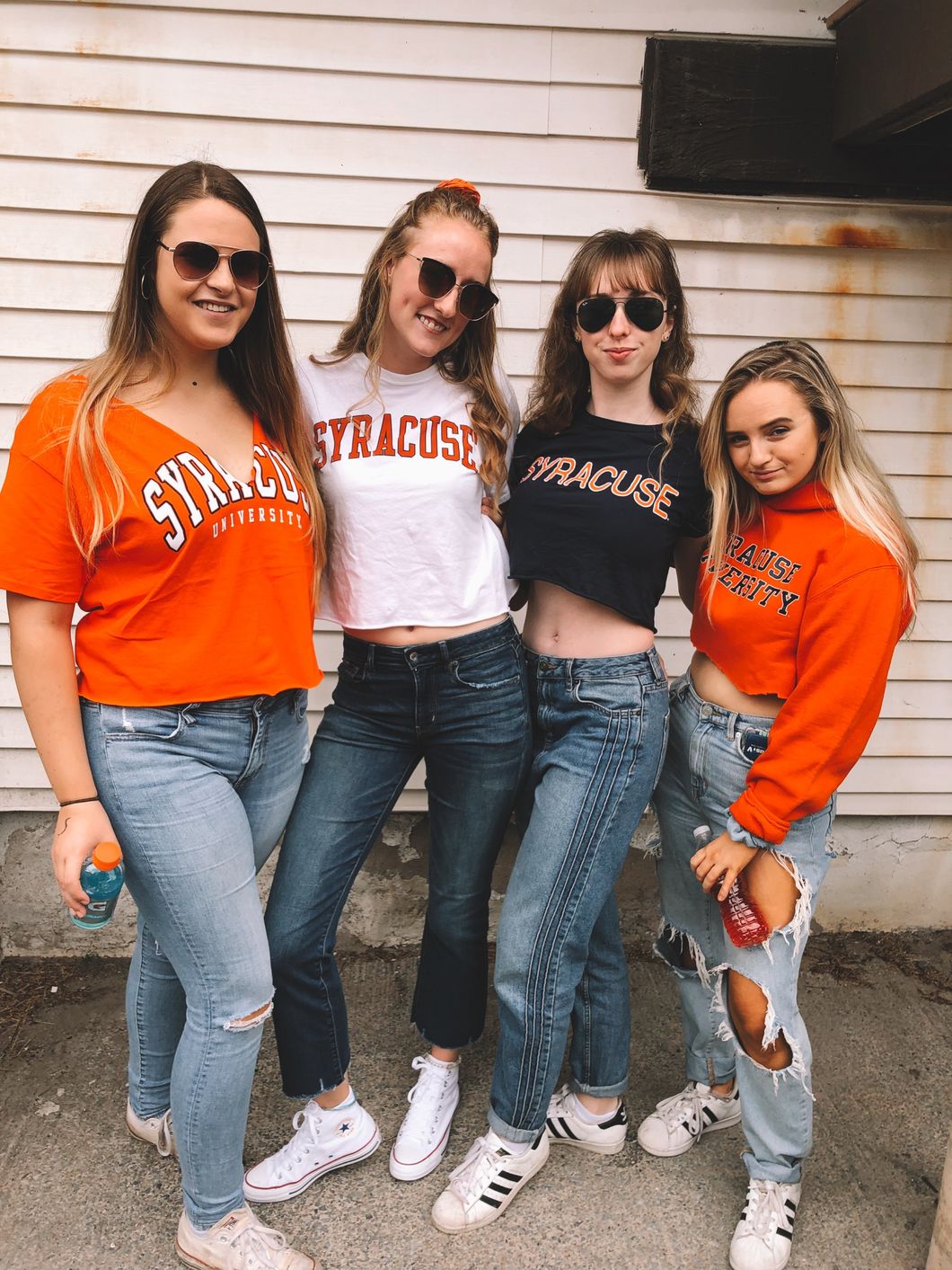 5 Tailgate Essentials To Make This Season The Most Basic One Yet