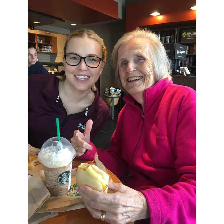 'Always Laugh' And 4 Other Things My Grandma With Alzheimer's Teaches Me Every Day