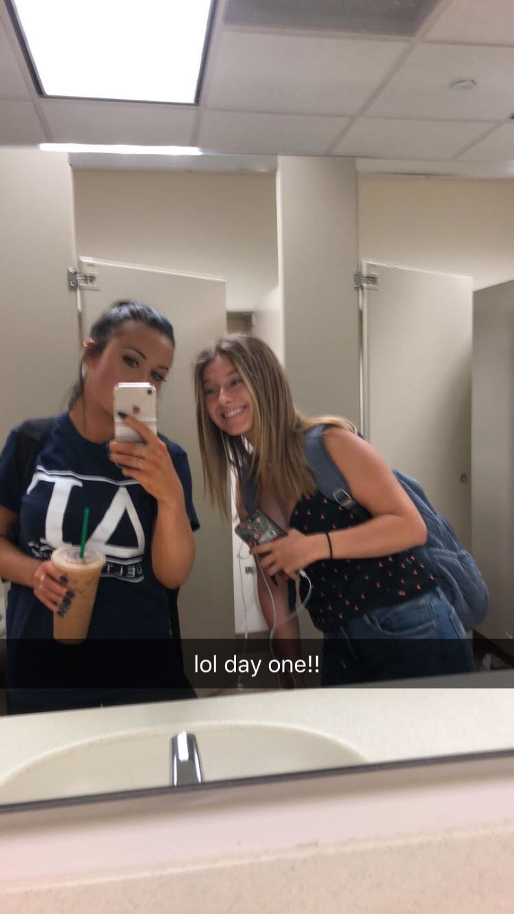 5 Thoughts Every College Girl Has On The First Day Of Classes