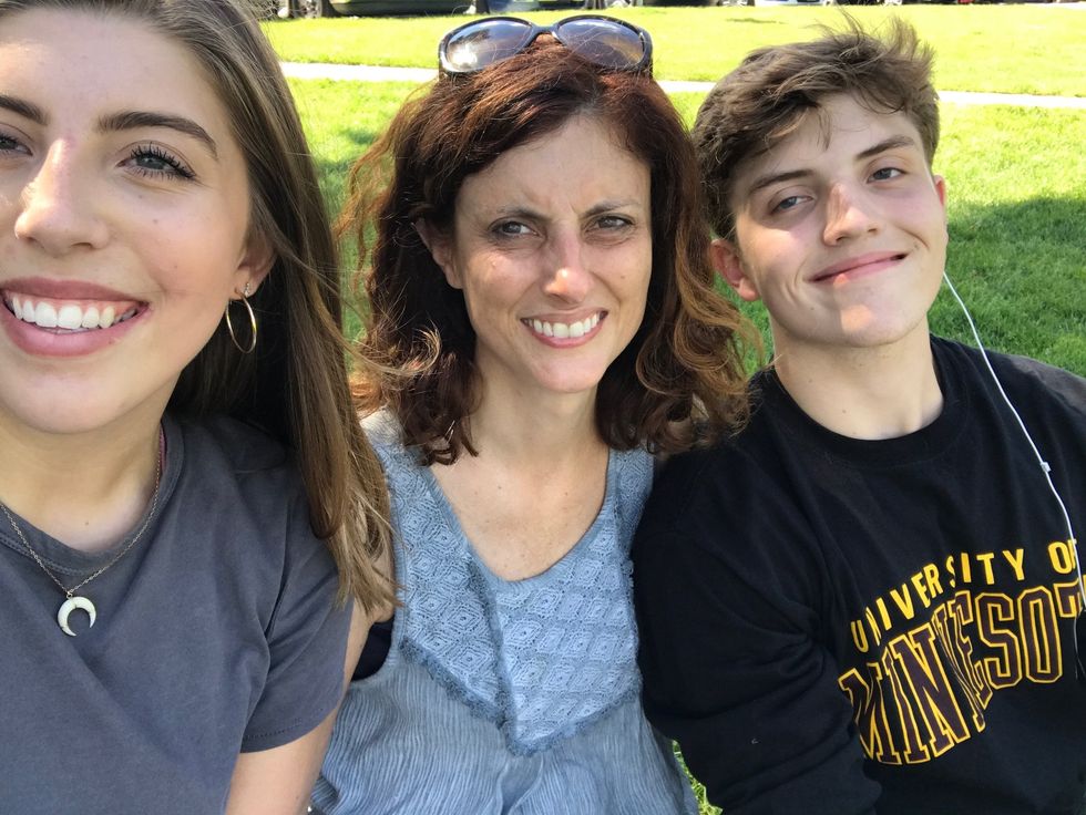 Social Media 'Detoxing' Is All The Rage, But What We Really Need Is A Change Of Habit