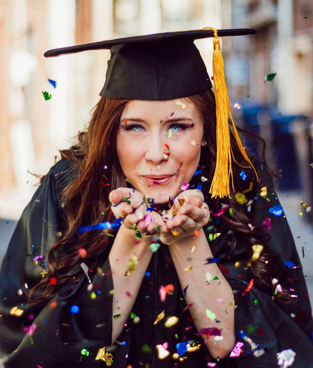 10 Thoughts That Cross My Mind About Graduating College In December