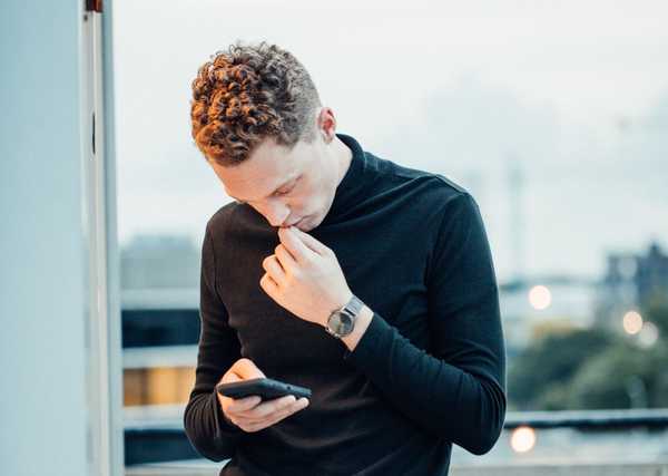 I Asked 13 Men What It's Like To Be Ghosted, By Girls OR Guys, And They Did Not Hold Back