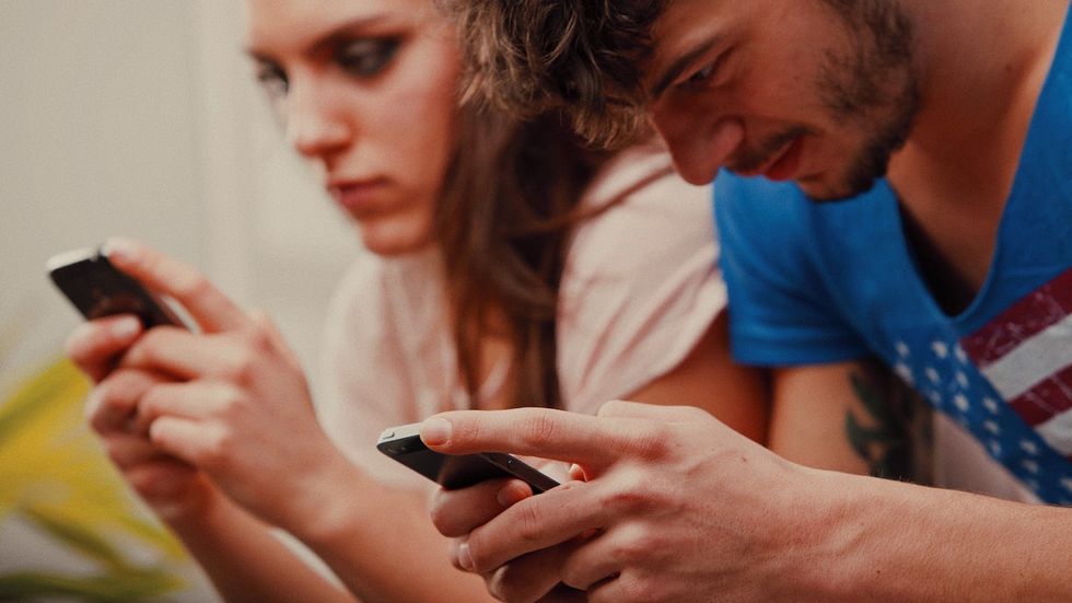 3 Rules For Texting Your Crush Every Guy Should Follow, If You Want Her To Like You