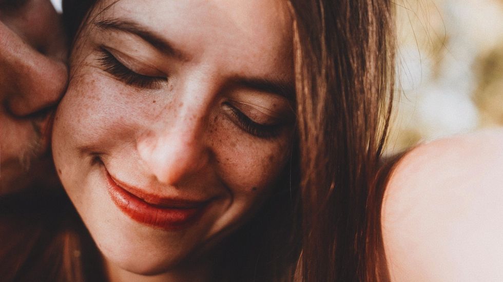 4 Things That Would Be Relationship Red Flags But Are Completely Normal In LDRs