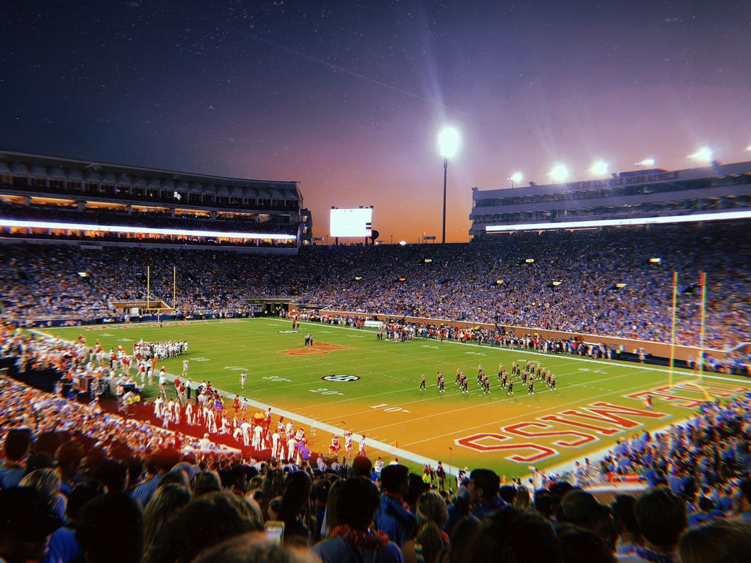 Hotty Toddy Potties And 8 Other Ways You Know It's Game Day Wekeend In Oxford