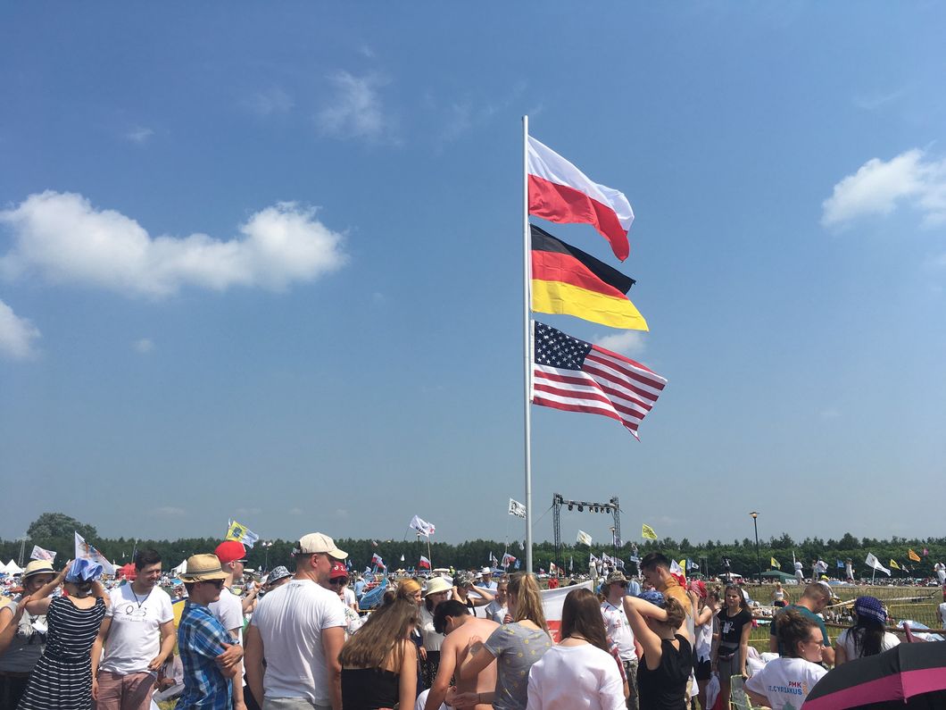 11 Pros And Cons Of Having Double Nationality