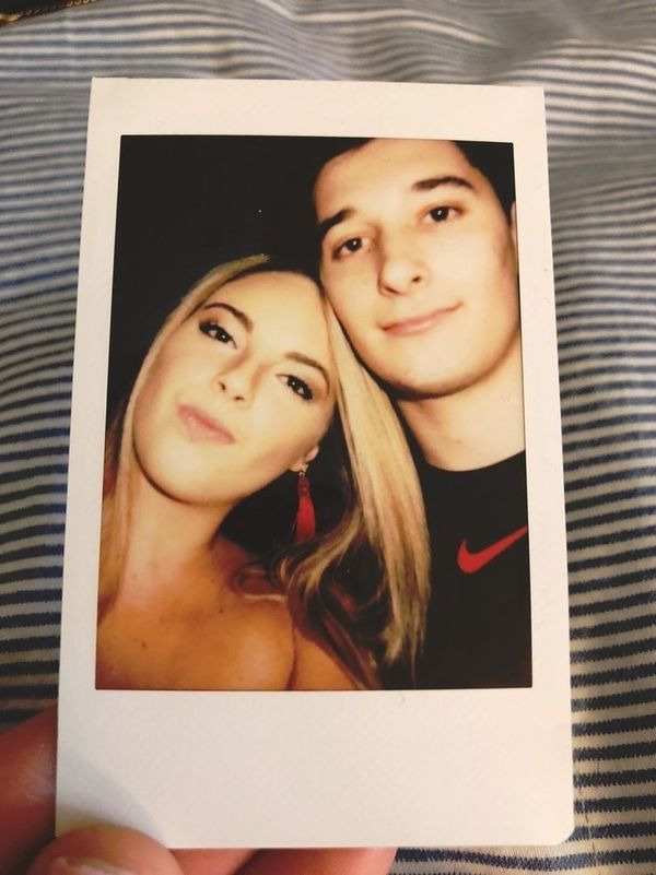 Distance Makes Your Relationship Grow Stronger, If You're With The Right Person