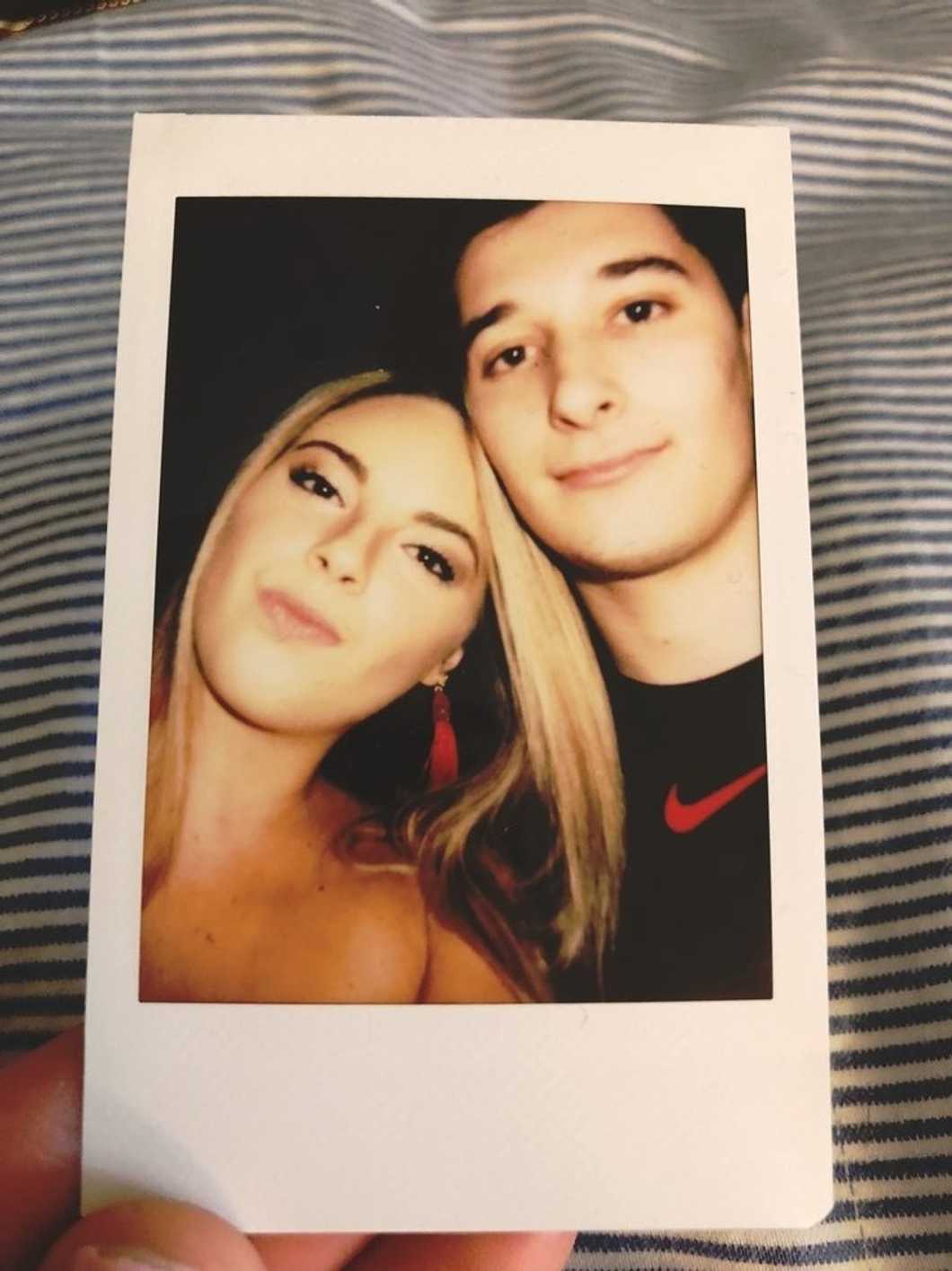 Distance Makes Your Relationship Grow Stronger, If You're With The Right Person