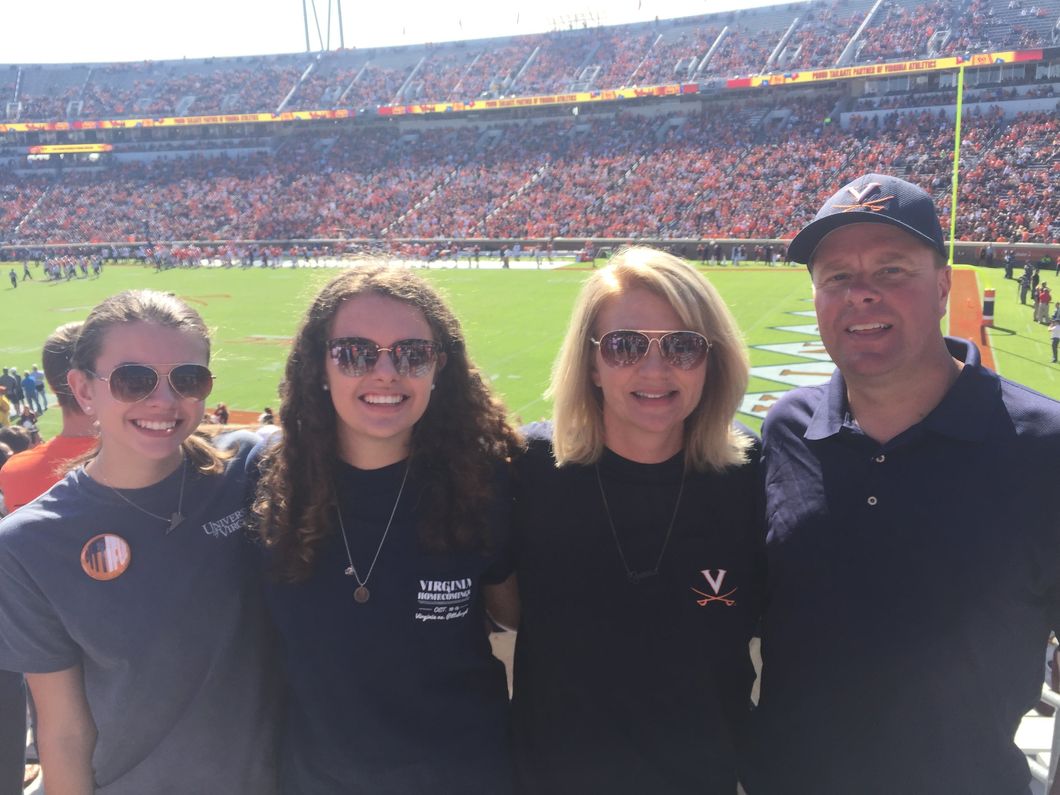 10 Things Every UVA Student Should Do When Their Parents Visit