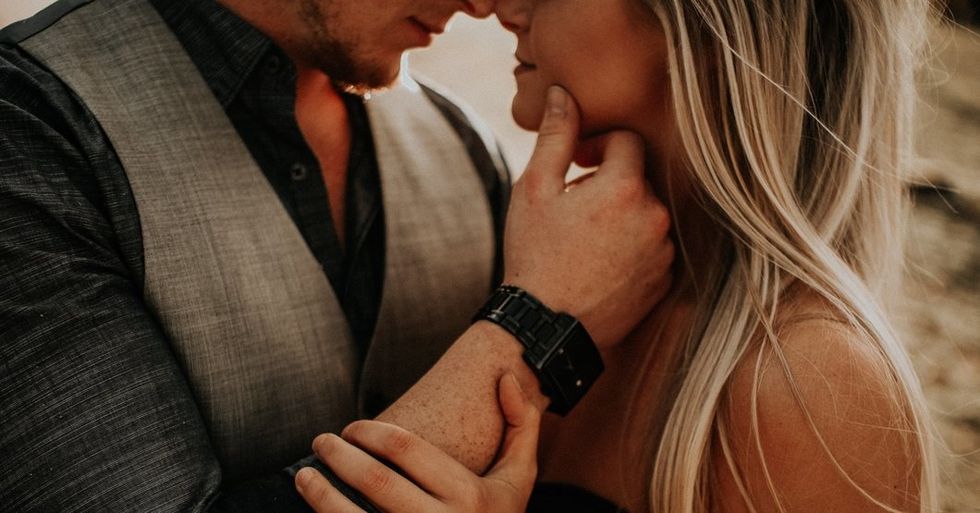 30 Little Things He Does That Show You That It's True Love