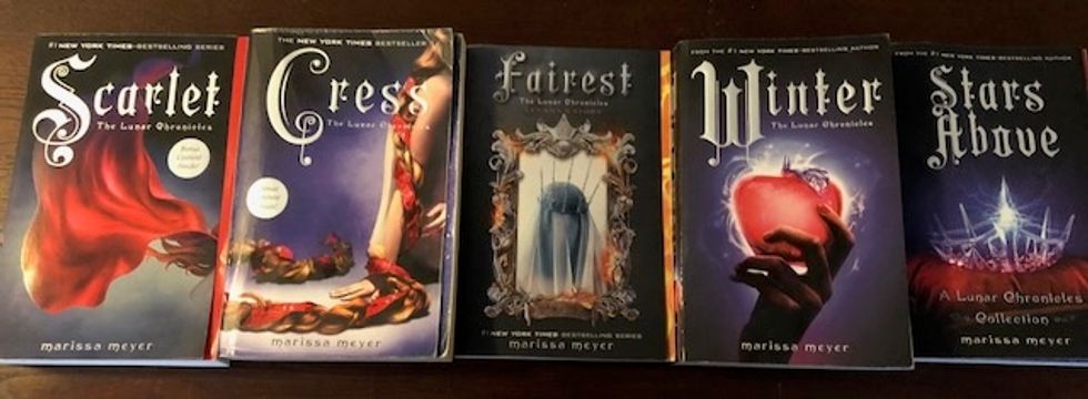 11 Reasons Marissa Meyer's 'Lunar Chronicles' Is The Best YA Series You've Been Ignoring