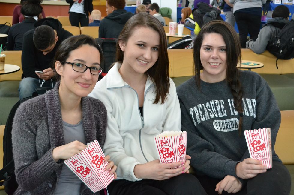 11 Dorm Room Snacks You Can't Afford NOT To Put On Your College Grocery List