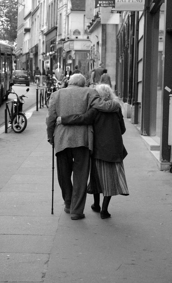 14 Old-Fashioned Relationship Habits That Should Never Die, Even In 2018