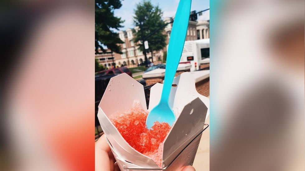 5 Food Trucks Parked Around Bama Worth Making The Trek Across Campus For