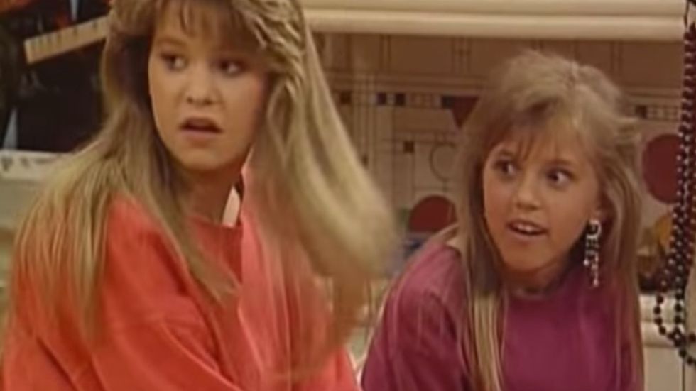 The Good, The Bad And The Definitely Ugly Parts Of Growing Up With Only Sisters