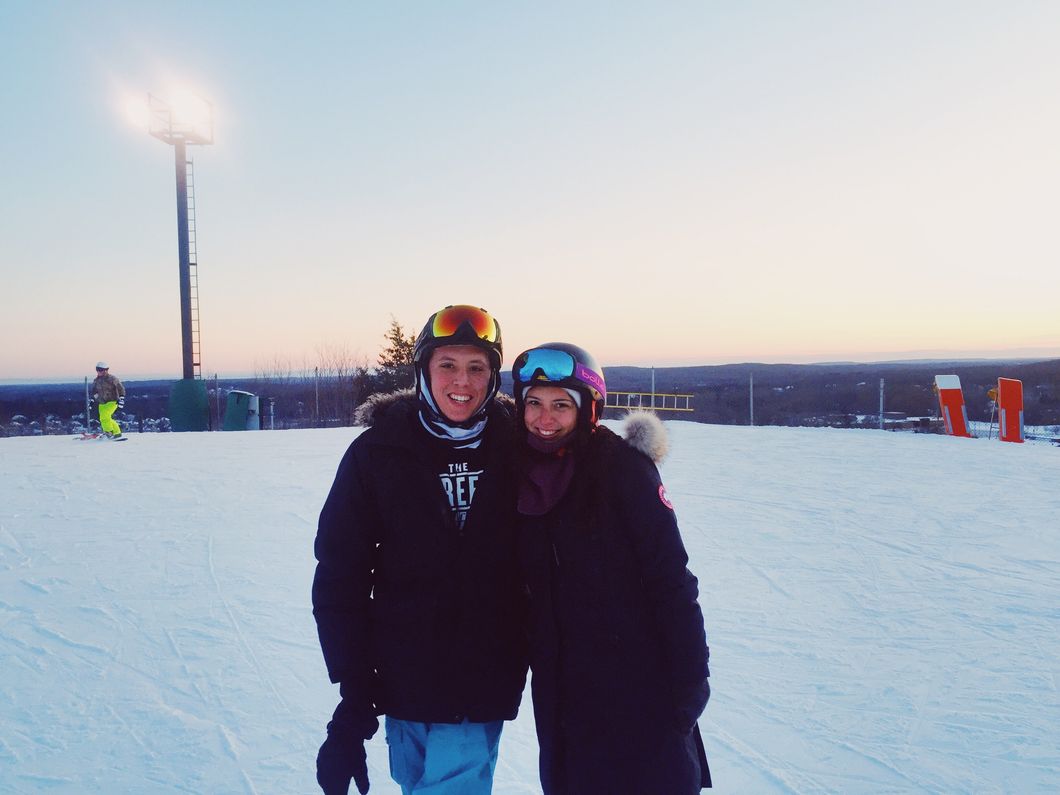 If You Go To College With Your Sibling, Never Forget How Lucky You Are