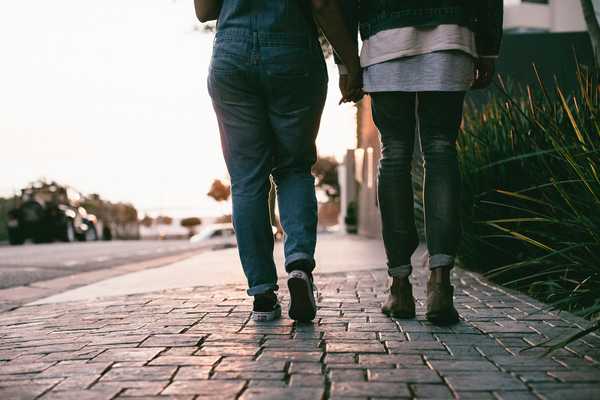 9 Things You Know If You're Still With Your High School Sweetheart