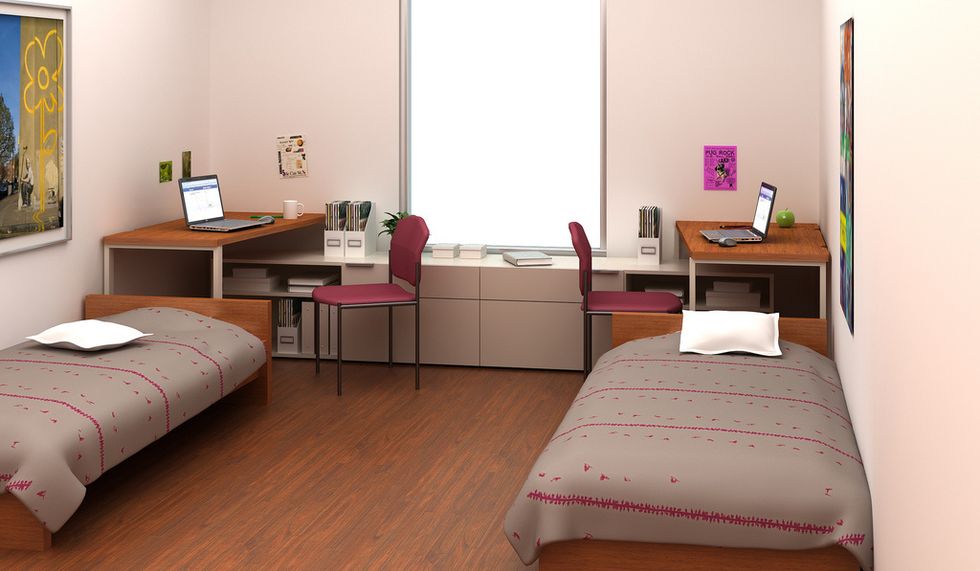 10 Ways Living With A Friend Vs. A Random Roommate Are Completely Different