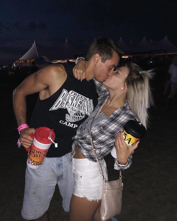 12 Lessons You Learn When You're With The Right Person For At Least A Year