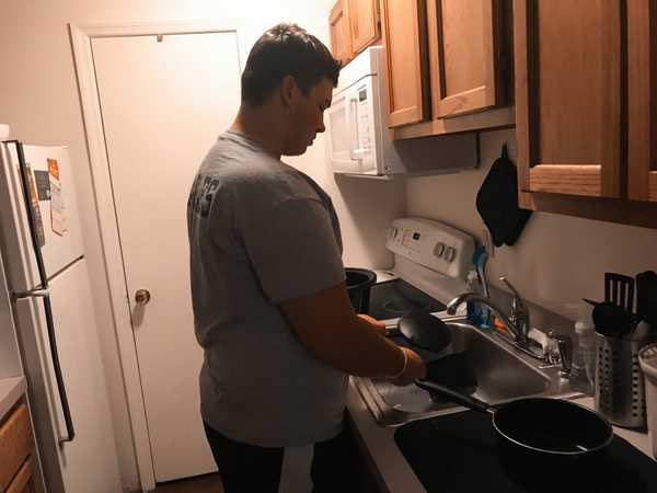 Living With Your Boyfriend In College Isn't As Bad As Everyone Makes It Seem