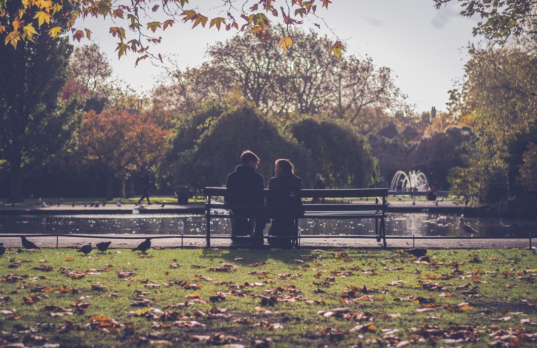 15 #CoupleGoals-Worthy Fall Date Ideas, In All Their Basic Glory