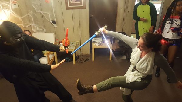 73 Clutch Halloween Costumes For College Couples, If You Two Waited Until Last-Minute... AGAIN