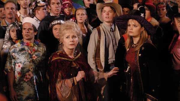 20 Classic Movies You Should Be Binge Watching This Halloween