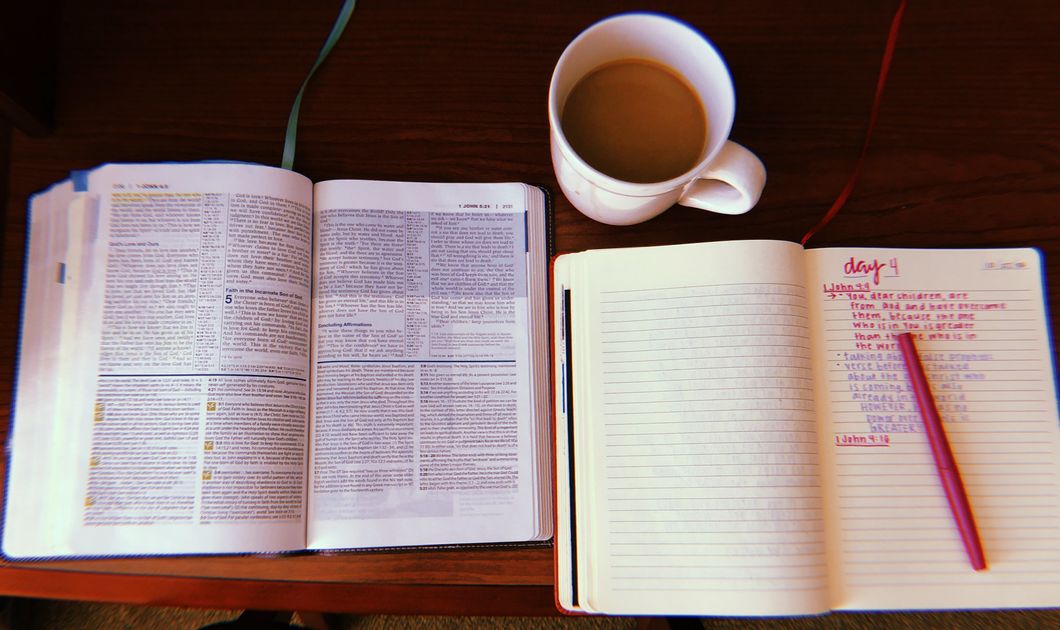 5 Reasons You Should Start Your Day With A Little Coffee & Lots Of Jesus
