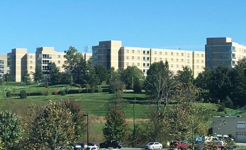 6 Serious Reasons Why Every JMU Student Should Live On Campus For 2 Years