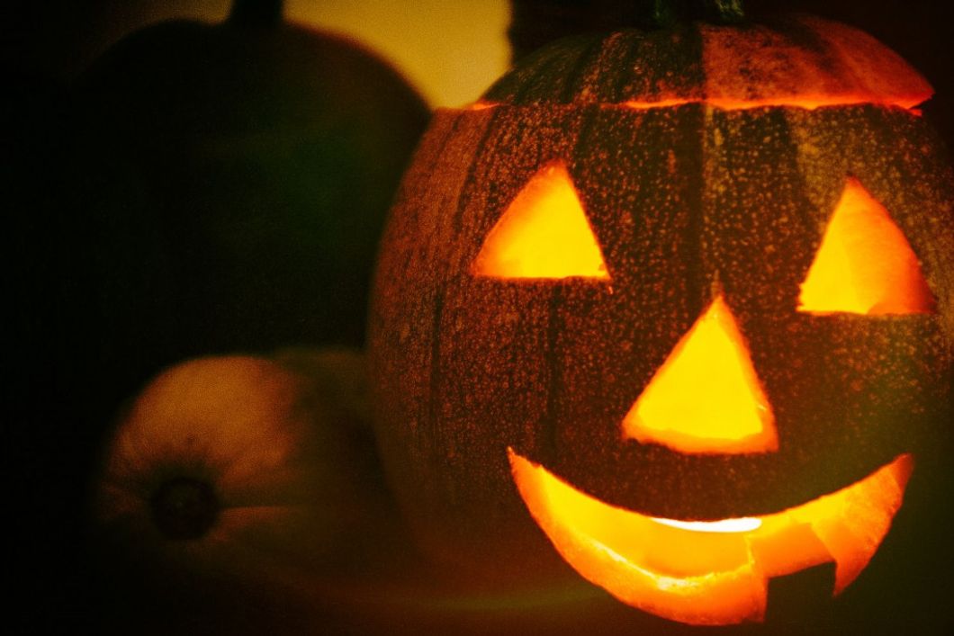 15 Horror Movies To Watch This Halloween Season