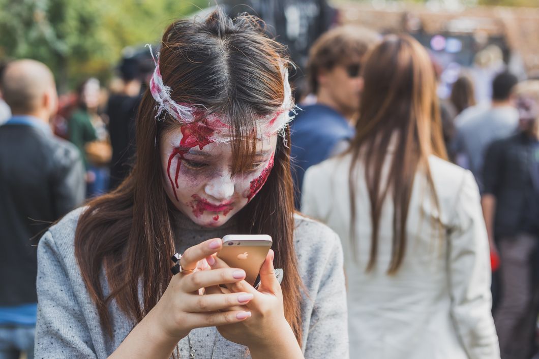 8 #HalloweenDrunkTexts Tweets You'll Send After 'Having Too Much BOOs' On All Hallow's Eve