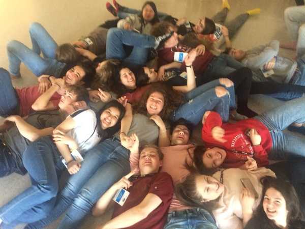 10 Ways To Beat The Deadly Small Talk And Kickstart Meaningful Conversations With Strangers