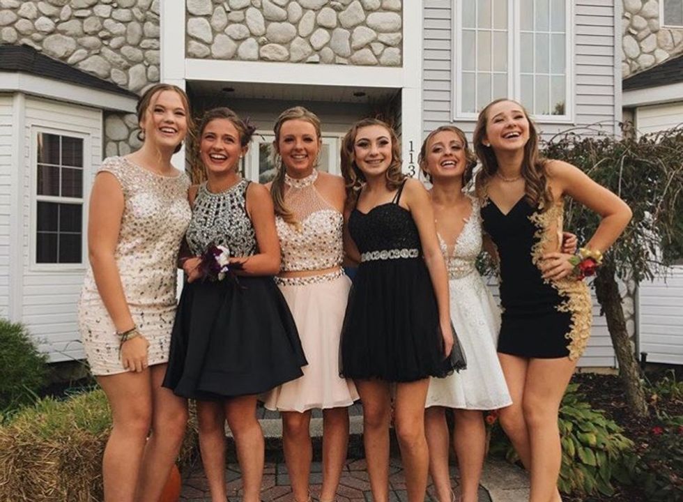 The 10 Things The Girly Girl Does Homecoming Week