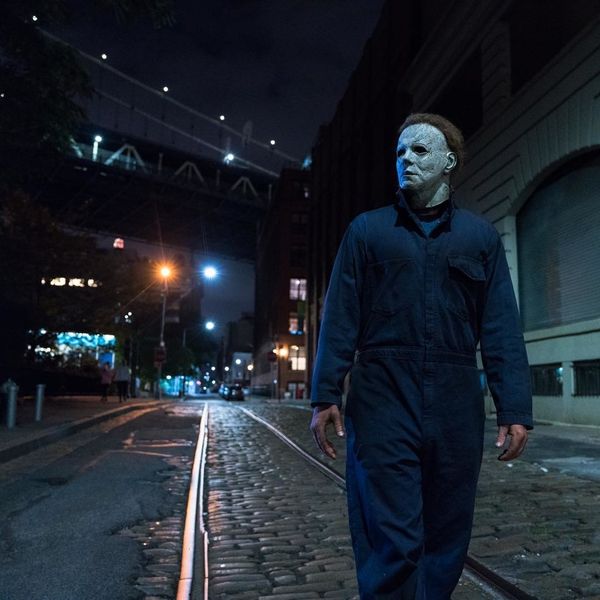 13 Halloween Throwback Movies That'll Still Give You Goosebumps Today