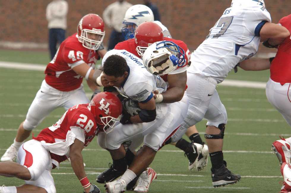 The Falcons Pathetic NFL Defensive Play And Predictable Offense Is Dragging Them To Defeat