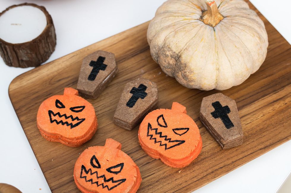 10 Tasty Halloween Treats That Are Spook-tacular!