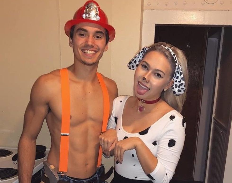 The Ultimate Halloween Bucket List Every Couple Should Attempt On Halloween Night