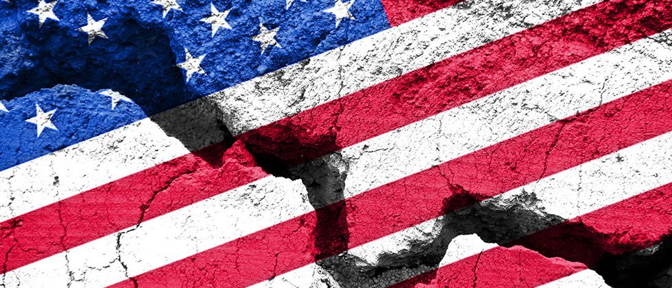 The Party Divide: Why I'm Politically Independent