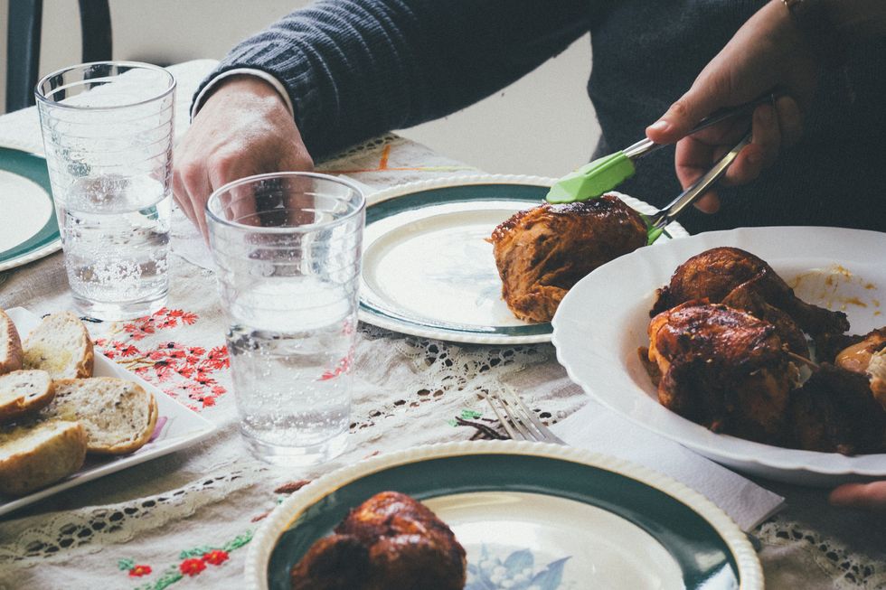 13 People Share Their Worst Experiences Visiting Their Partner's Family Over The Holidays