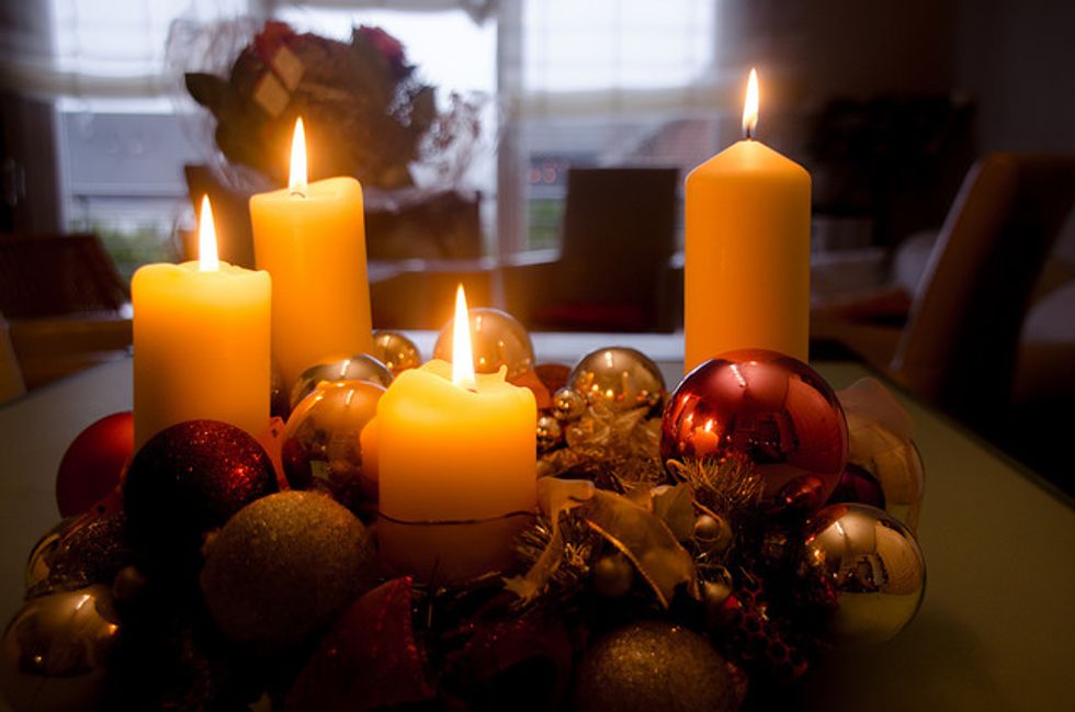 10 Scented Candles Every Girl Will Light This Christmas Season