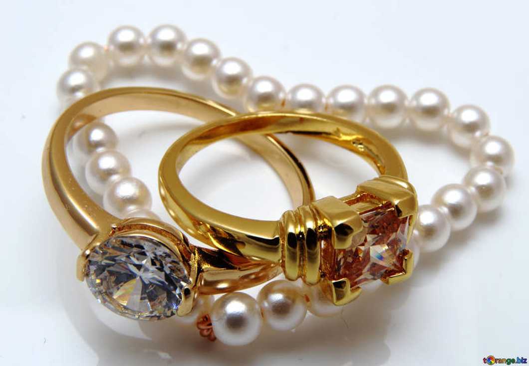 Fake Friends Are Like Fake Jewelry, They Eventually Show Their True Colors