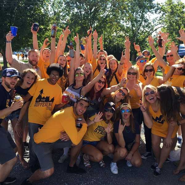 21 One-Liners You Say To Your Best Friend After Drinking Some WVU Moonshine