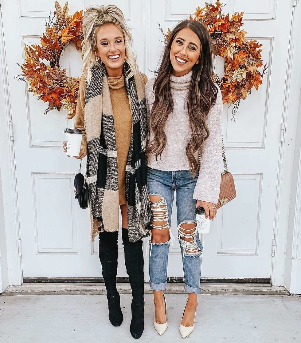 8 Outfit Ideas For Your Friendsgiving Party