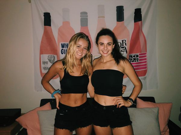 12 Thoughts You Have Before, During, And After Getting A Spray Tan