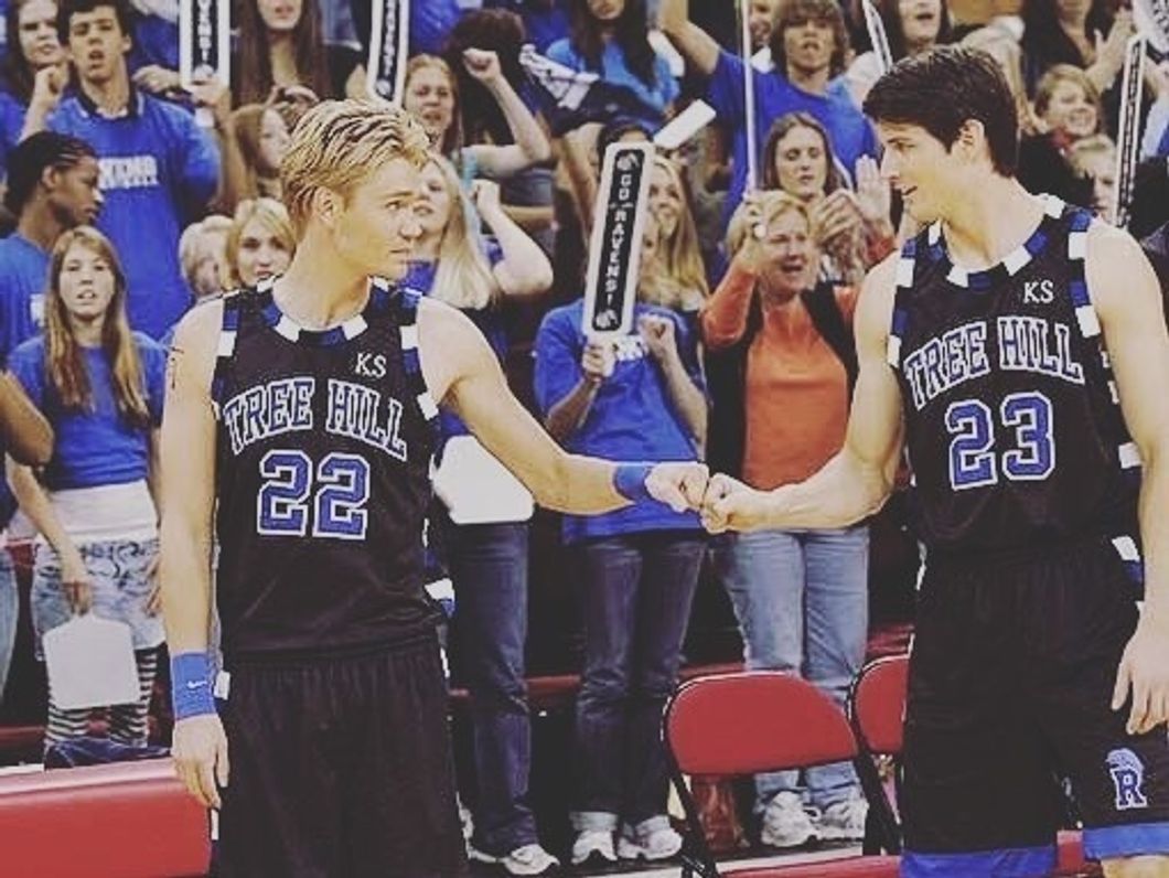'One Tree Hill' Is Full Of Life Lessons And Can Teach Us These 8 Things During The Holiday Season