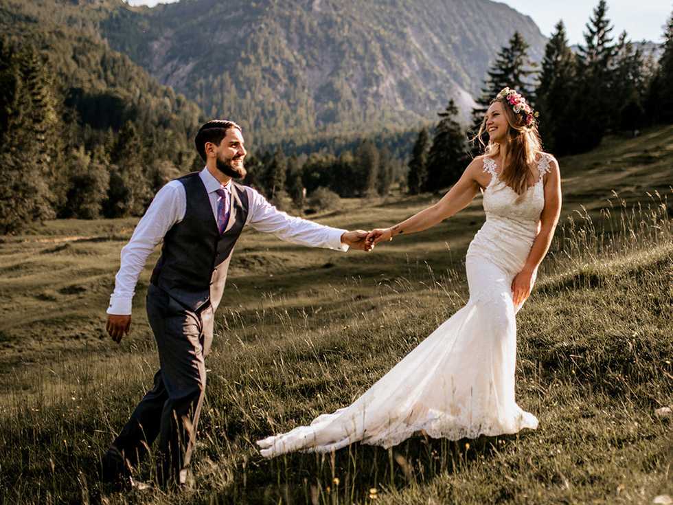 24 Rustic Wedding Dresses To Be A Charming Bride