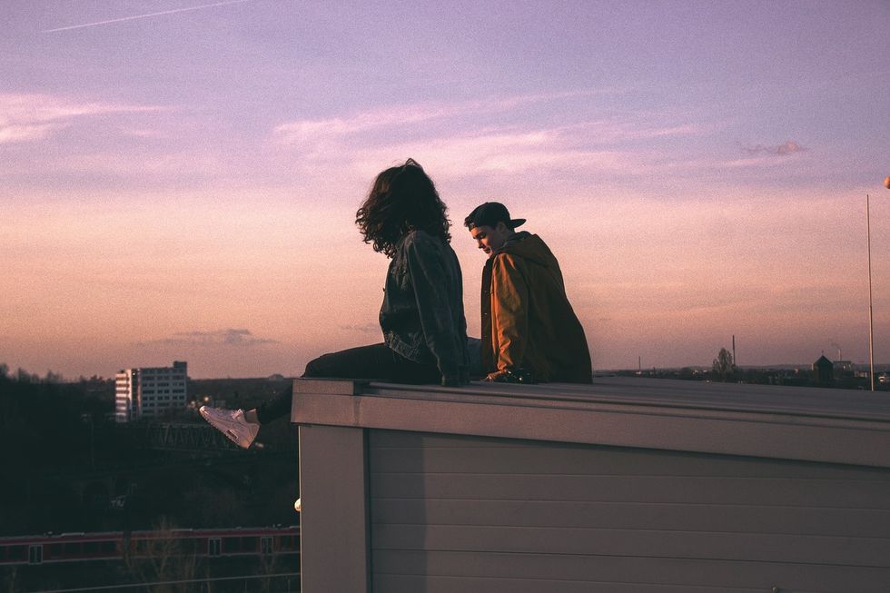 Stop Apologizing Because You Just Want To Be Friends— The Friend Zone Doesn't Exist