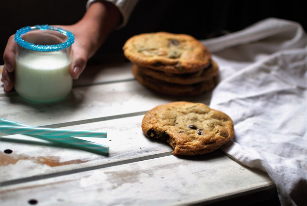 5 Cookie Recipes For National Cookie Day That Will Make Everyone Think You’re Betty Crocker